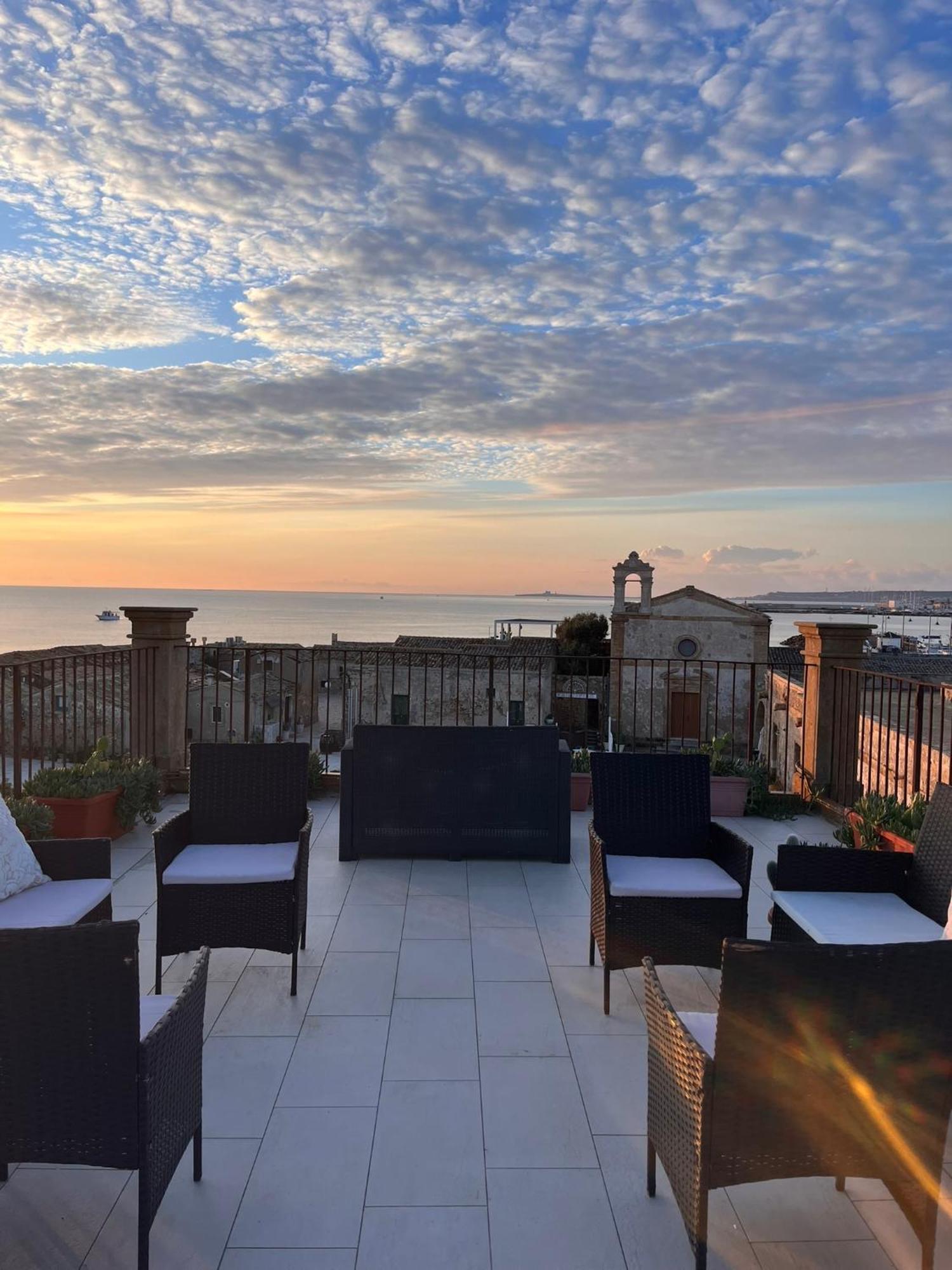 Regina Margherita B&B Marzamemi Bagian luar foto